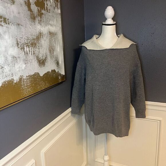 Christian Dior J'ADIOR 8' Hooded Cashmere Sweater with Rear Signature - Picture 5 of 13